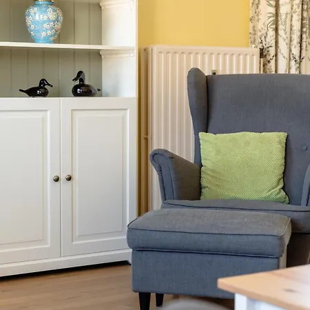 דירה In Near The